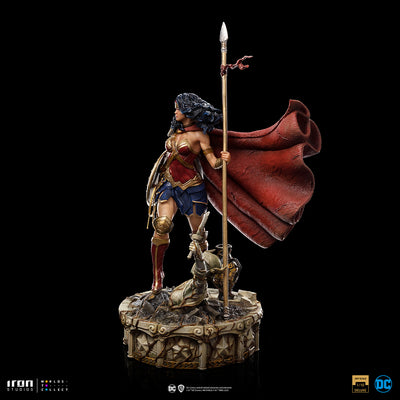 Wonder Woman Unleashed 1/10 Deluxe Art Scale