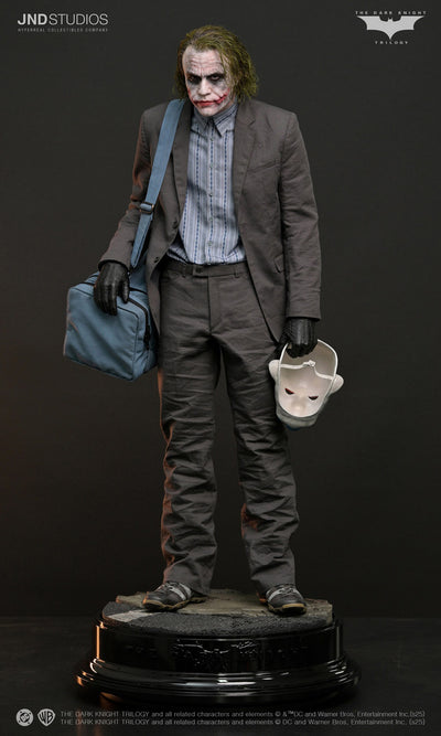 The Dark Knight (2008) - Bank Robber Joker (Solo) 1/3 Scale Statue