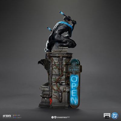 DC Comics Series #9 - Nightwing Art Scale 1/10