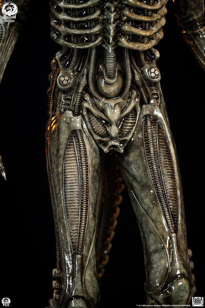 Alien (1979) - Big Chap Xenomorph (Deluxe) 1/2 Scale Statue