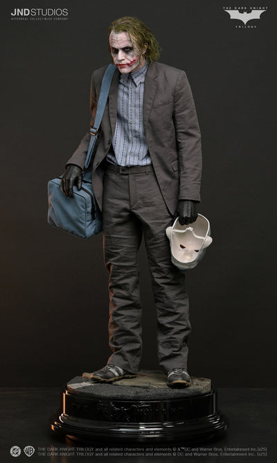 The Dark Knight (2008) - Bank Robber Joker (Solo) 1/3 Scale Statue