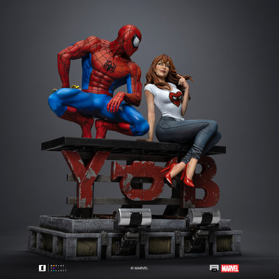 Spider-Man & Mary Jane 1/6 Scale Diorama