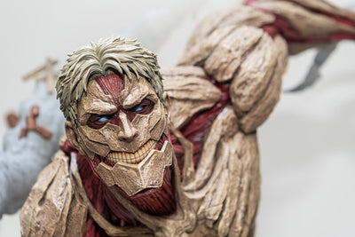 Attack on Titan - Reiner Braun Armored Titan (Bonus) Statue