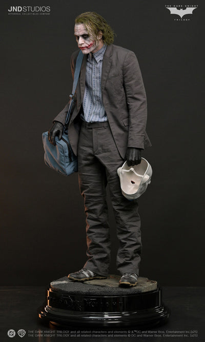 The Dark Knight (2008) - Bank Robber Joker (Solo) 1/3 Scale Statue