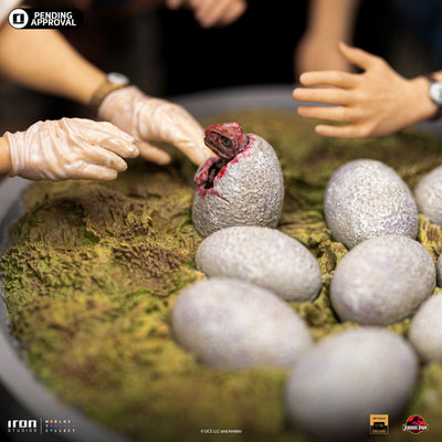 Jurassic Park - Dino Hatching Art Scale 1/10