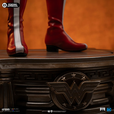 DC Trinity - Wonder Woman Legacy Replica 1/4