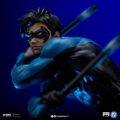 DC Comics Series #9 - Nightwing Art Scale 1/10