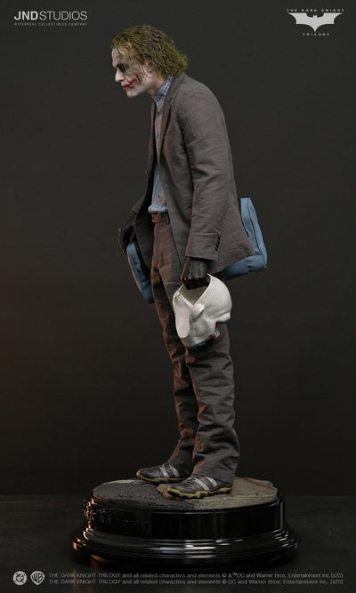 The Dark Knight (2008) - Bank Robber Joker (Solo) 1/3 Scale Statue