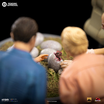 Jurassic Park - Dino Hatching Art Scale 1/10
