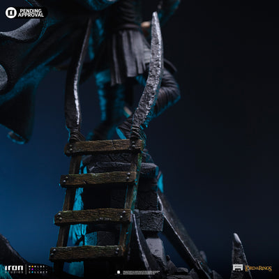 LOTR - Legolas Unleashed Art Scale 1/10