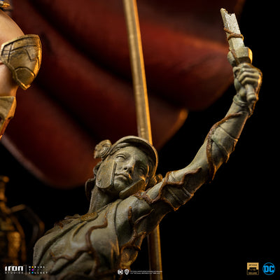 Wonder Woman Unleashed 1/10 Deluxe Art Scale