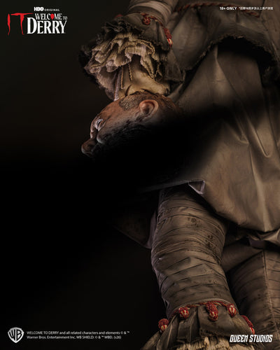 IT: Welcome to Derry Season 1 - Pennywise (Premium) 1/3 Scale Statue