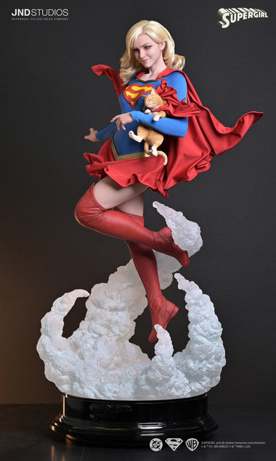 Supergirl 1/3 Scale Statue