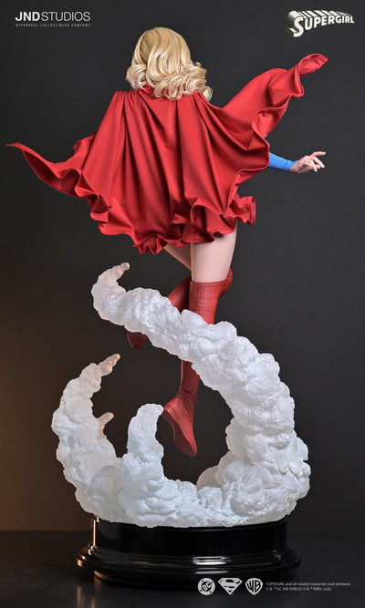 Supergirl 1/3 Scale Statue