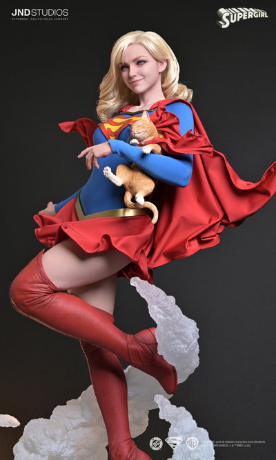 Supergirl 1/3 Scale Statue