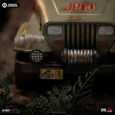 Jurassic Park - T-Rex Chase Demi Art Scale 1/20