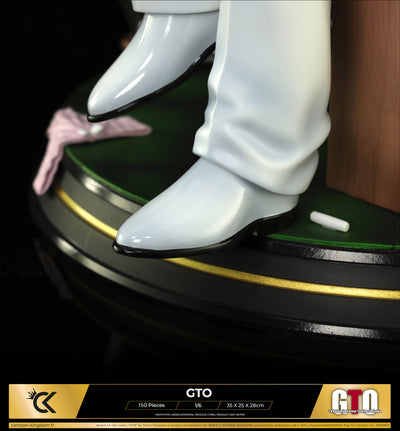 Great Teacher Onizuka - Eikichi Onizuka & Urumi Kanzaki 1/6 Scale Statue