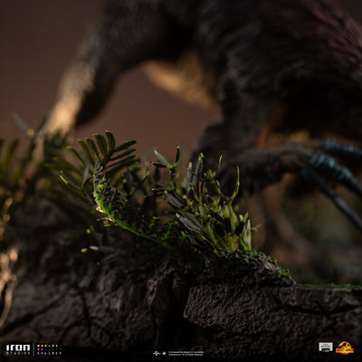 Therizinosaurus Demi Art Scale 1/20
