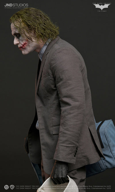 The Dark Knight (2008) - Bank Robber Joker (Solo) 1/3 Scale Statue