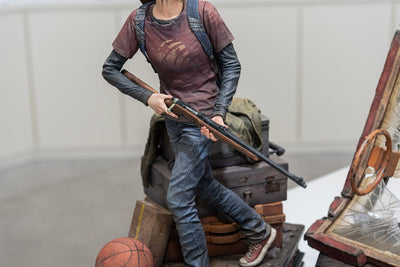 The Last of Us - Ellie 1/4 Scale Statue