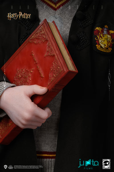 Harry Potter 1/3 Scale Statue