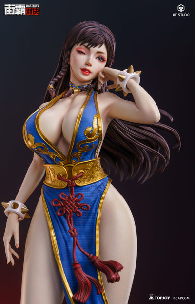 Chun-Li (Blue Version) 1/3 Scale Statue