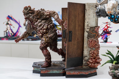 The Last of Us - Bloater 1/4 Scale Statue