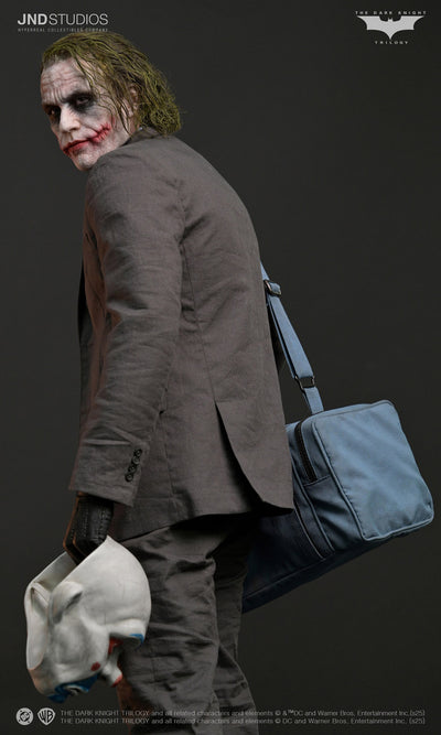 The Dark Knight (2008) - Bank Robber Joker (Solo) 1/3 Scale Statue