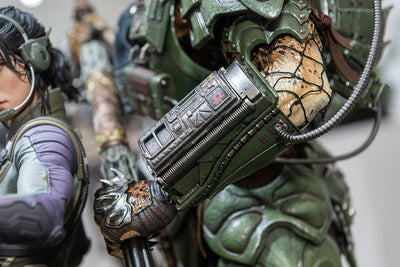 Aliens vs. Predator - Machiko & Broken Tusk Predator 1/4 Scale Statue