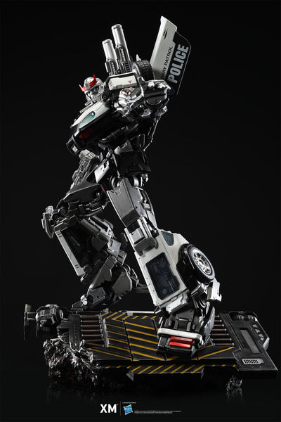 Transformers - Prowl 1/10 Scale Statue