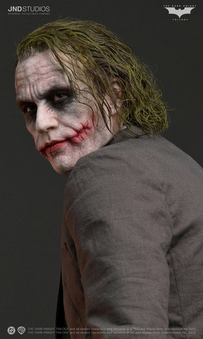 The Dark Knight (2008) - Bank Robber Joker (Solo) 1/3 Scale Statue