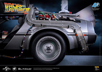 Back to the Future 2 - Time Machine (Bonus Version) 1/6 Scale Model Vehicle