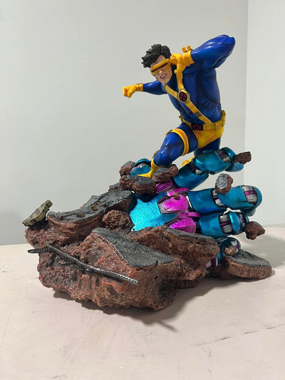 Cyclops 1/4 Scale Statue by RCB