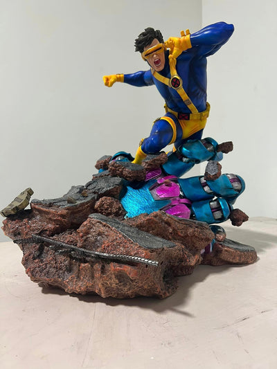Cyclops 1/4 Scale Statue by RCB
