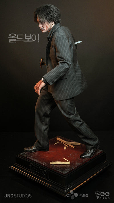Dae-su Oh (OLDBOY) 1/3 Scale Statue