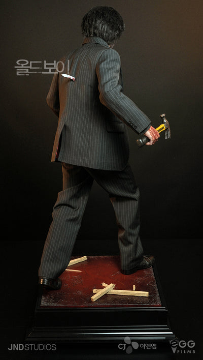 Dae-su Oh (OLDBOY) 1/3 Scale Statue