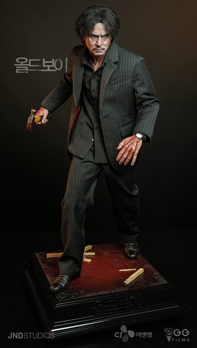 Dae-su Oh (OLDBOY) 1/3 Scale Statue