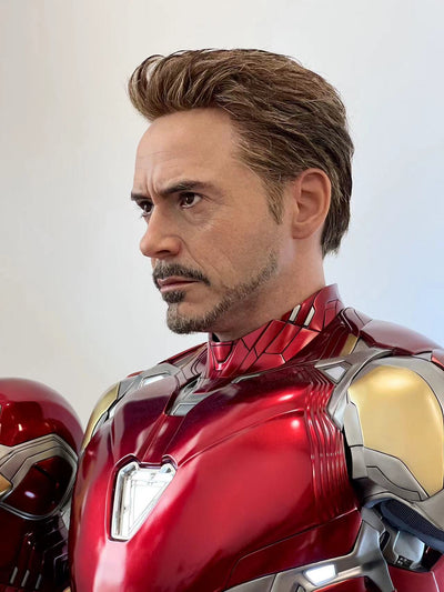 Iron Man (Robert Downey Jr.) 1:1 Life-Size Bust