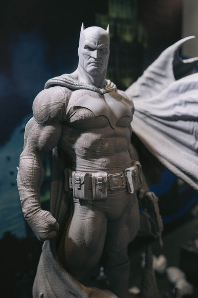 Batman (BLACK) Premier Version Prestige Series 1/3 Scale Statue