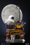 WALL-E and EVE Statue