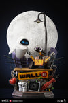 WALL-E and EVE Statue