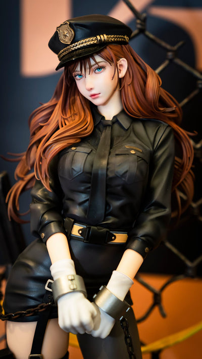 Yes, Madam (DX Version) 1/4 Scale Statue
