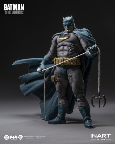 Batman: The Dark Knight Returns (1986) - Batman InArt 1/12 Scale Figure