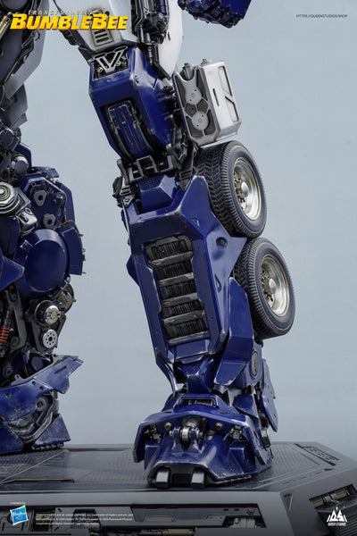 Optimus Prime Human-Size Statue