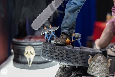 Army of Darkness - Ash (Deluxe) 1/4 Scale Statue