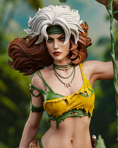 Solitude (Regular w/ Clothes Version) 1/4 Scale Statue by Cincronize Laboratory