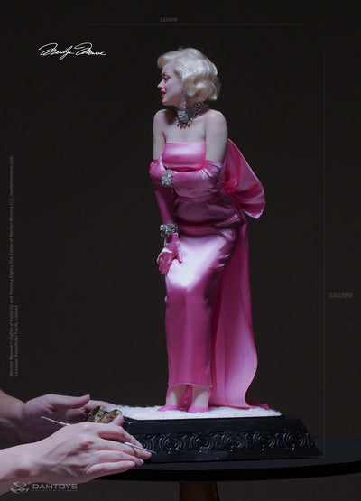Marilyn Monroe 1/3 Scale Statue
