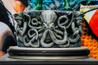 Aquaman Prestige Series (Regular) 1/3 Scale Statue