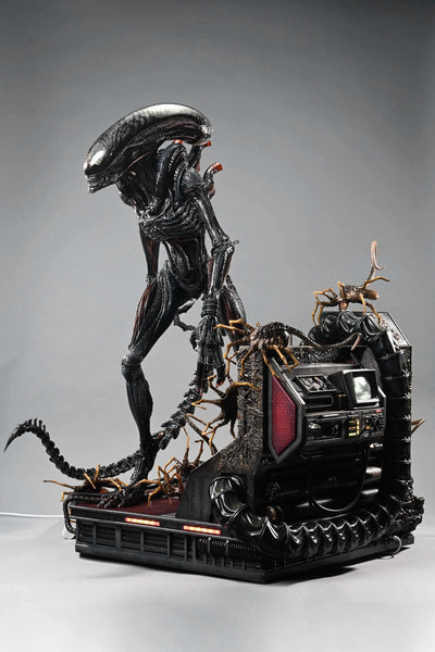 Alien: Romulus - Scorched Earth Xenomorph 1/3 Scale Statue
