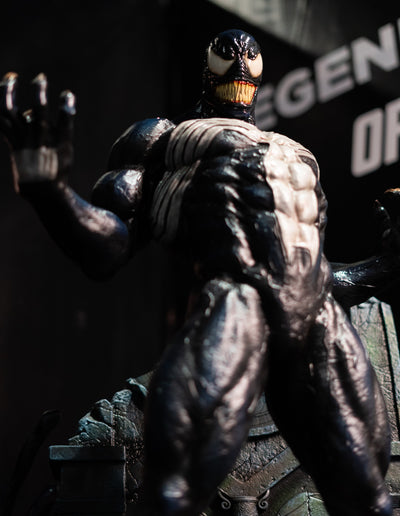 Venom (Ver. B) Prestige Series 1/3 Scale Statue